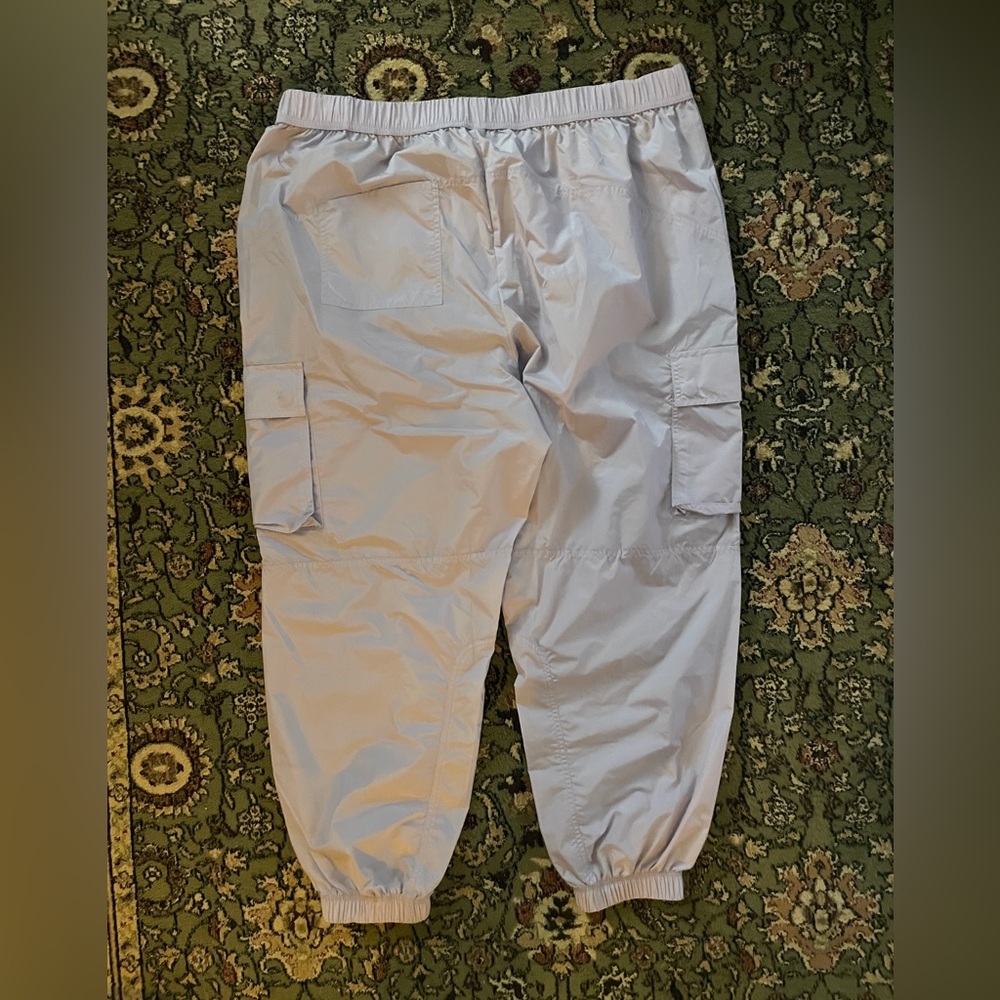 Fabletics Lightweight Cargo Jogger - Picture 3 of 7
